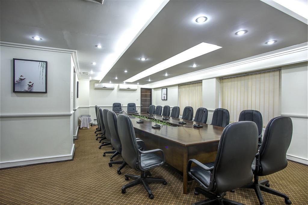 Hotel Agrabad Limited Csittagong Kültér fotó